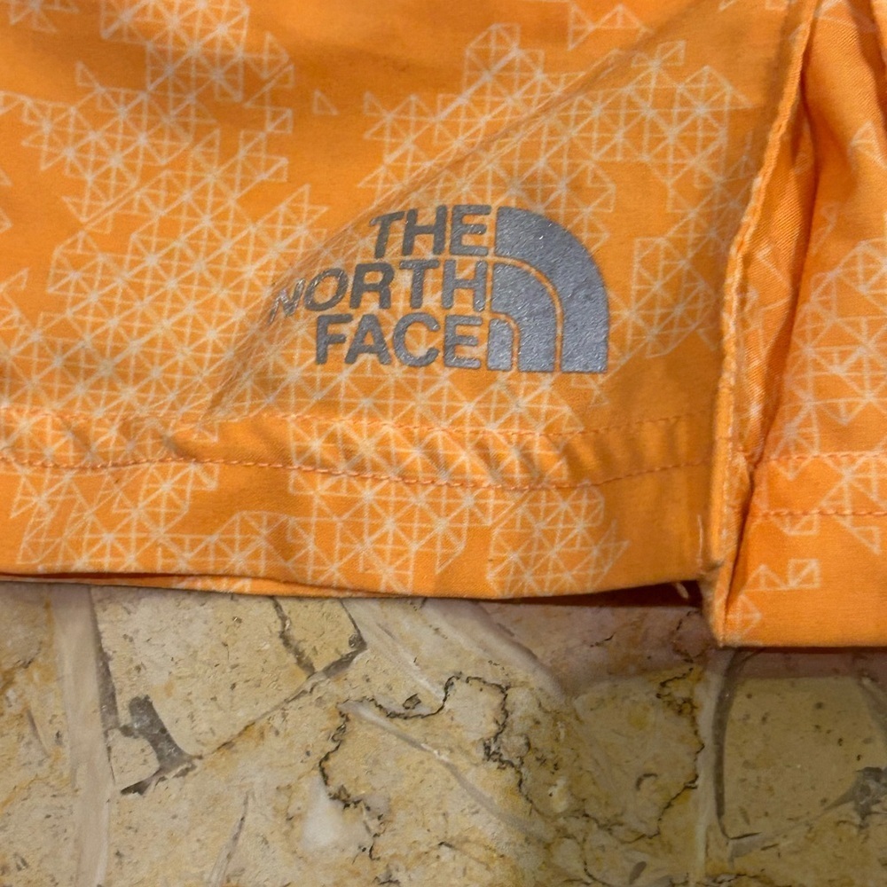 The North Face NWOT Geometric Orange Skirt w/ Built in Shorts Size M - Picture 2 of 8